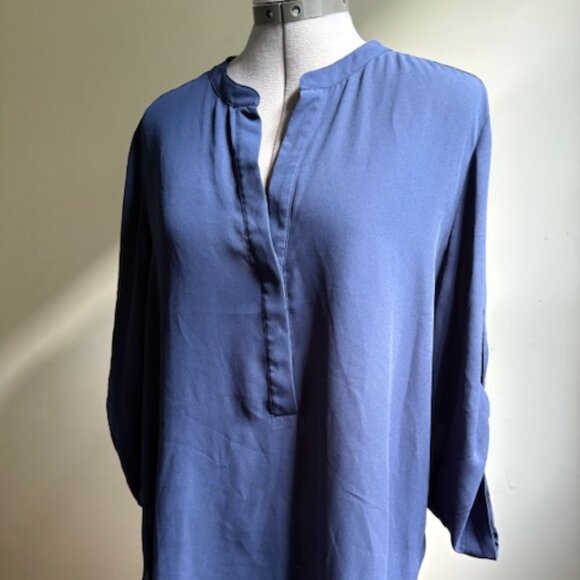 Navy Blue lighweight button sleeve blouse XL - Picture 3 of 11